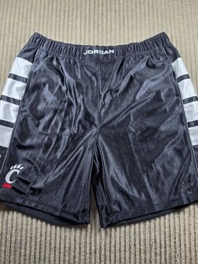 MENS JORDAN BROOKLYN CAT SCRATCH BLACK CAT U Of Cincy SHORTS IQ2157-010-SIZE XL